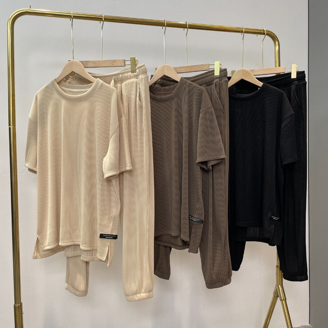 2022 Men's Summer Leisure Sports Suit Ice Silk Stretch Two-piece Short Sleeve Top Casual Trousers Sports Suit