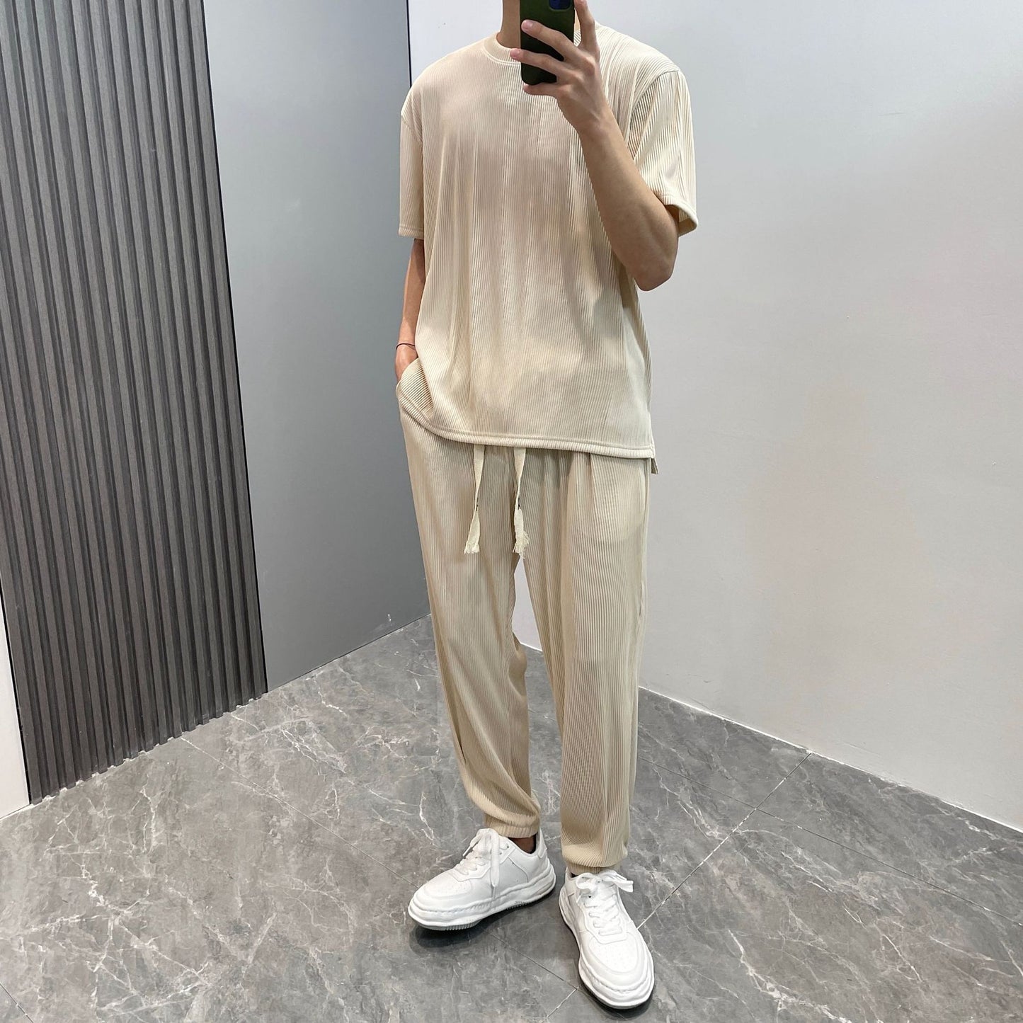 2022 Men's Summer Leisure Sports Suit Ice Silk Stretch Two-piece Short Sleeve Top Casual Trousers Sports Suit